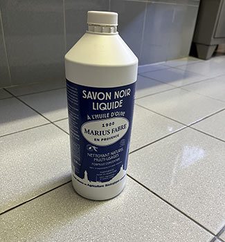 Savon Noir liquide Nettoyant aussi pour le sol