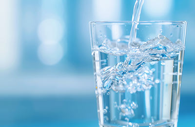 Eau Plate ou Eau pétillante